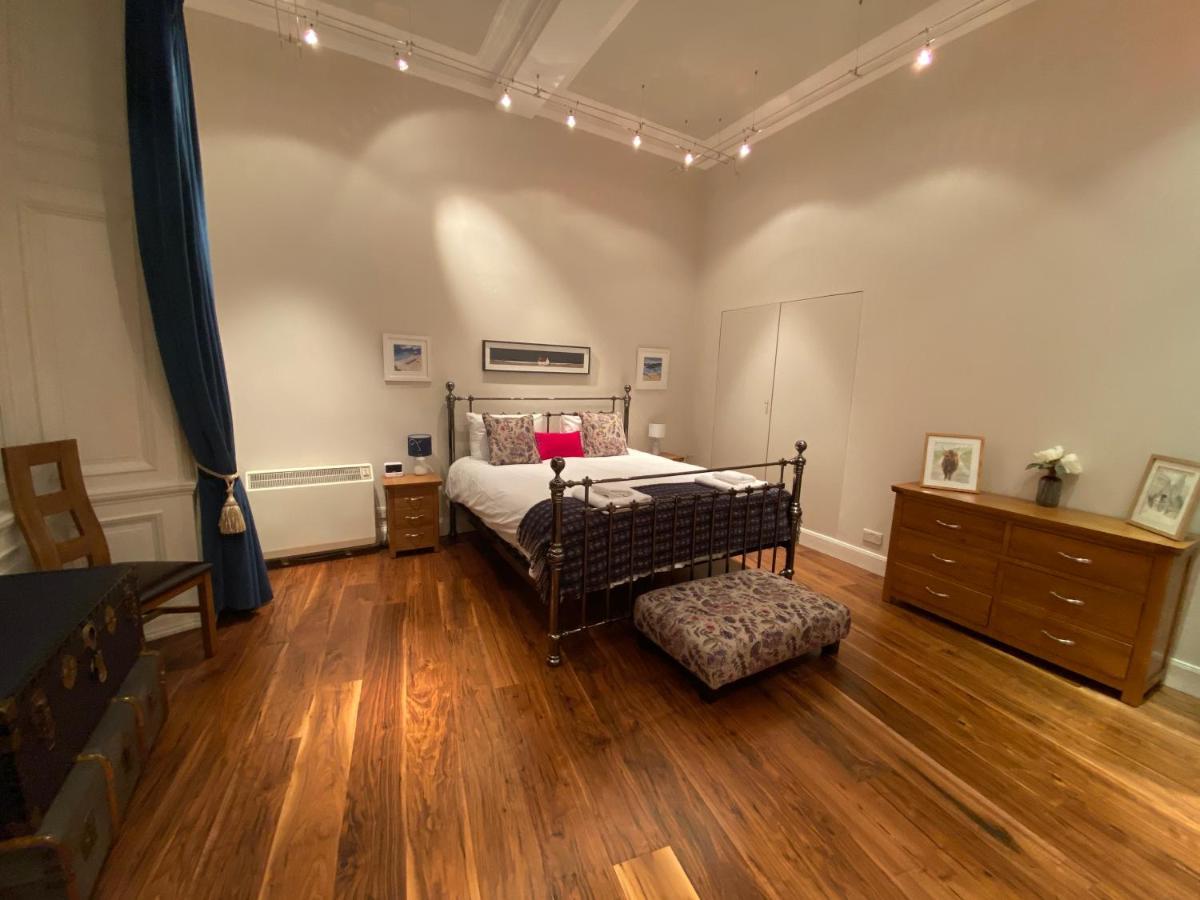 Royal Mile Mansions By Edinburgh City Apartments Exterior photo